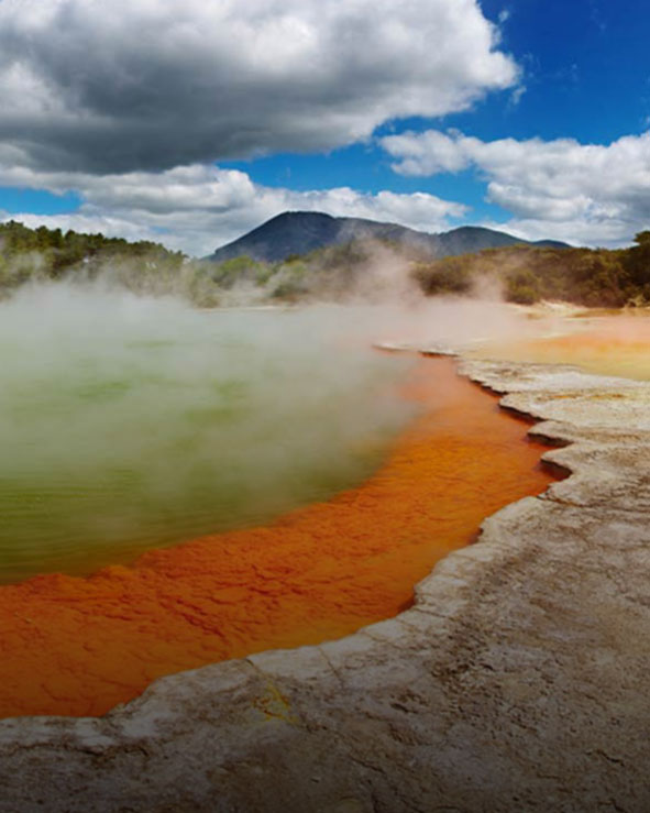 Experience Rotorua and Taupo with Bookme New Zealand's innovative activity and attraction booking site.  Find activity deals and last minute discounts on geothermal attractions, rafting, jet boating, parasailing, Waitomo Caving adventures, scenic flights and more.